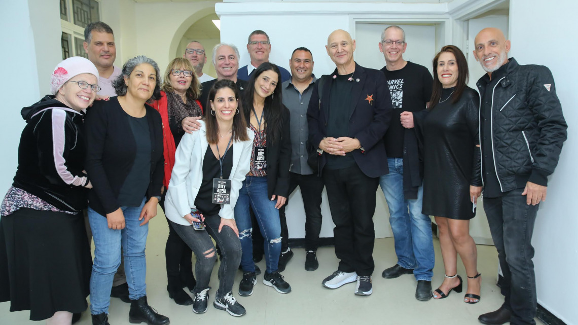 חברי מועצת העובדים עם להקת תיסלם האגדית 
